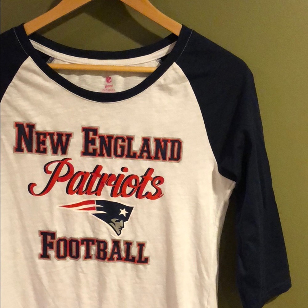 NFL Patriots “Baseball” 3/4 Sleeve Shirt NWOT